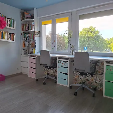 Przestronne Mieszkanie Przyjazne Dzieciom I Zwierzetom Apartment *